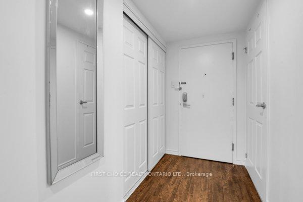 Photo 5 of Unit 303, 1500 Riverside Drive, Ottawa, Riverview Park — HOMEH