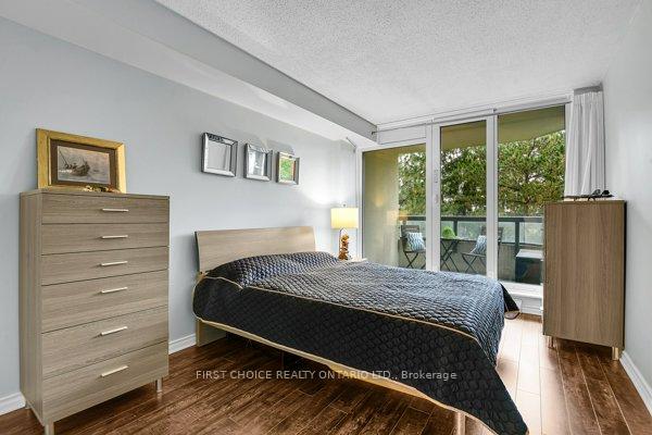 Photo 20 of Unit 303, 1500 Riverside Drive, Ottawa, Riverview Park — HOMEH