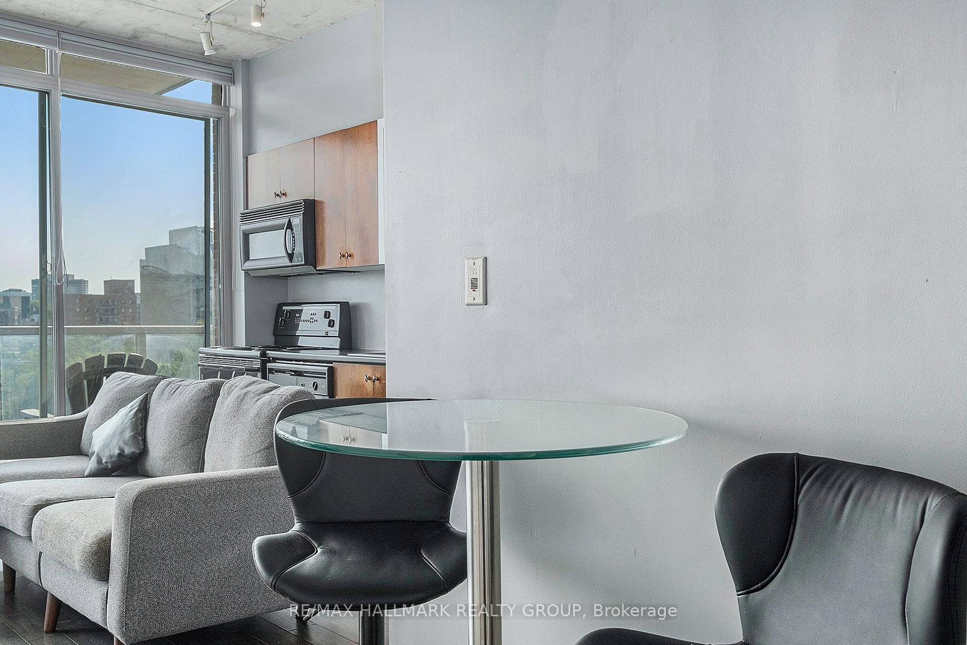 Photo 6 of Unit 805, 383 Cumberland Street, Ottawa, Lower Town/Byward Market — HOMEH