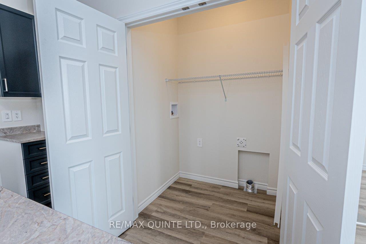Photo 6 of 70B Riverstone Way, Belleville, Thurlow Ward — HOMEH