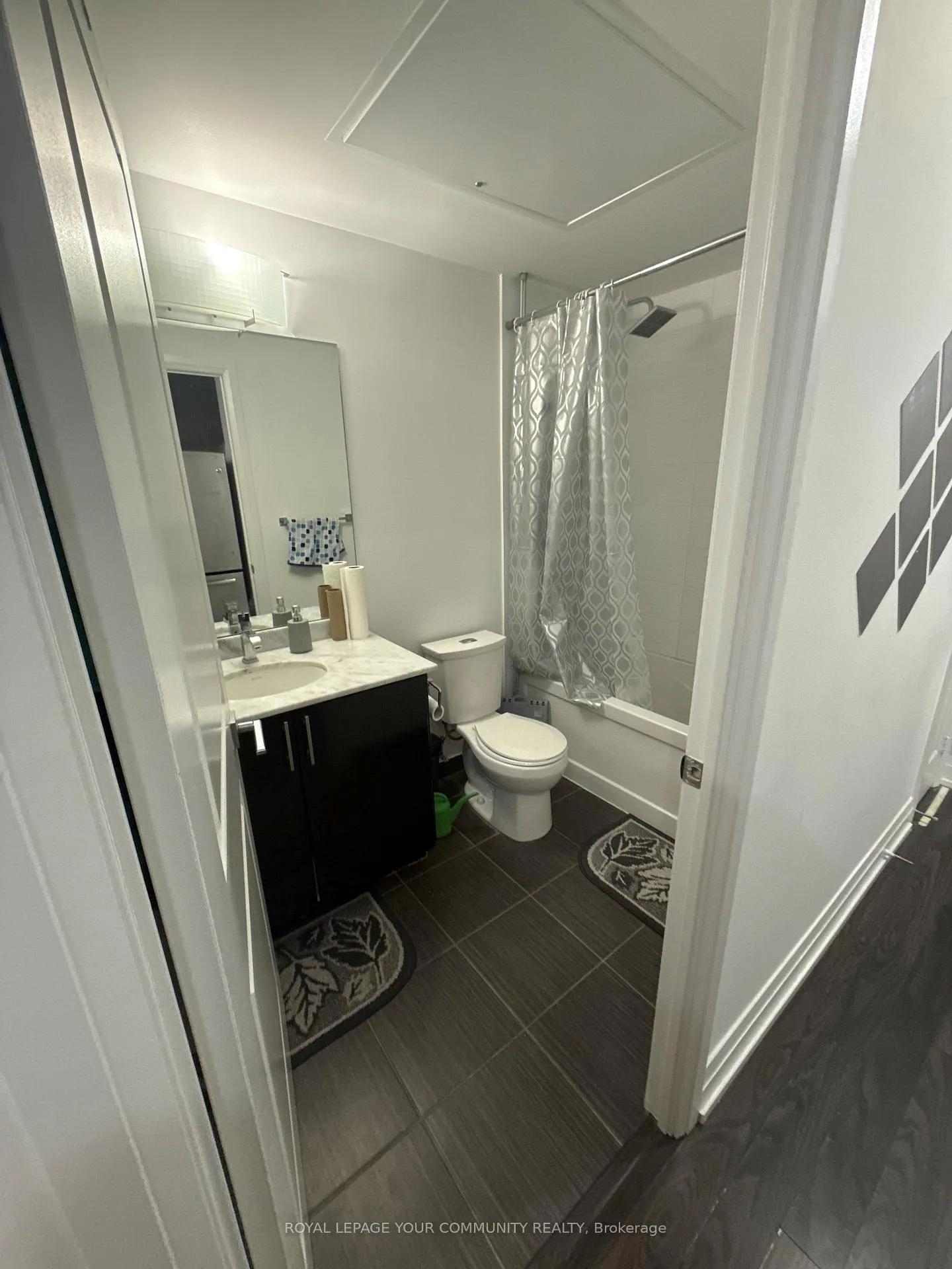 Photo 10 of Unit Ph 07, 7167 Yonge Street, Markham, Thornhill — HOMEH