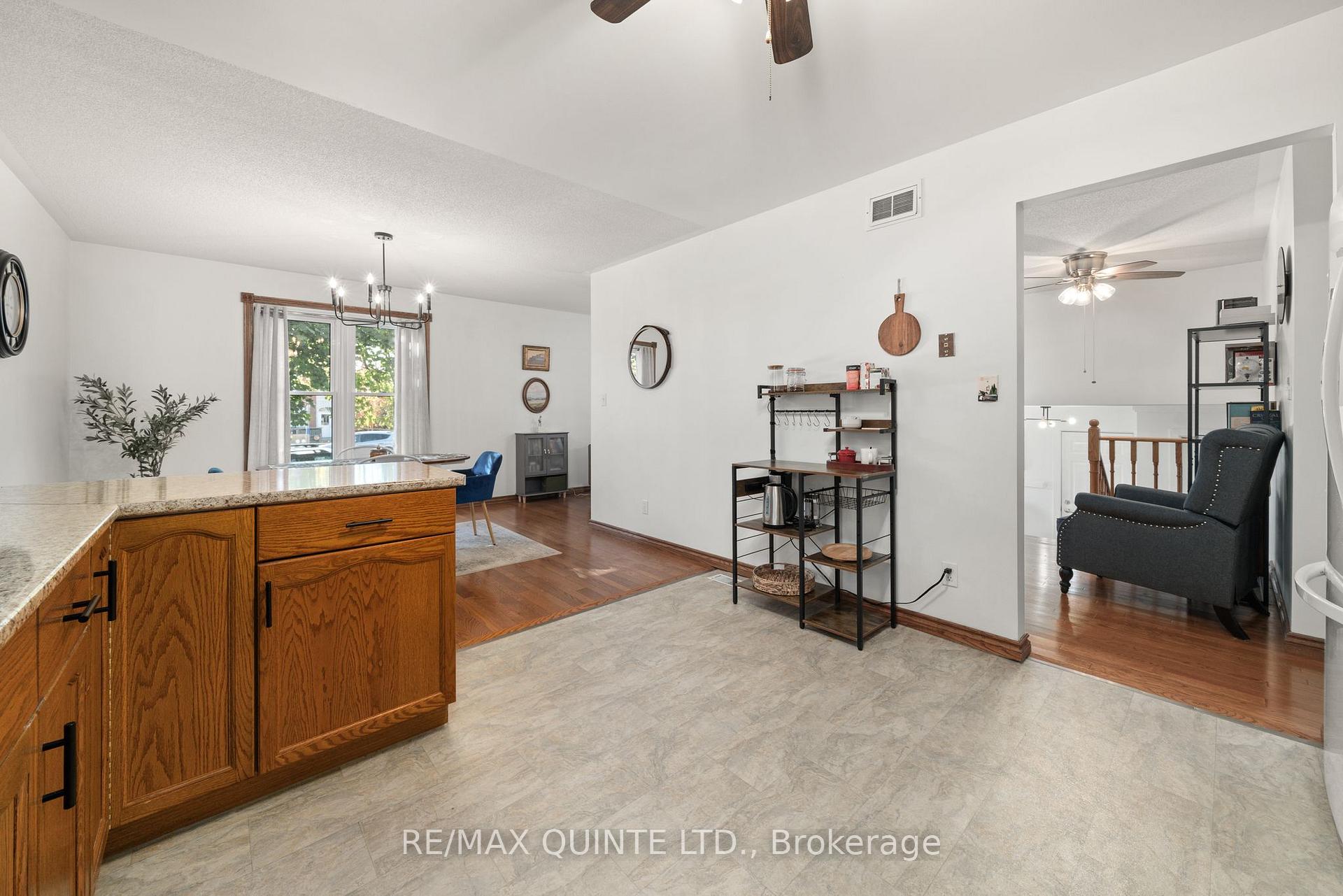 Photo 11 of 108 Elgin Street, Centre Hastings — HOMEH