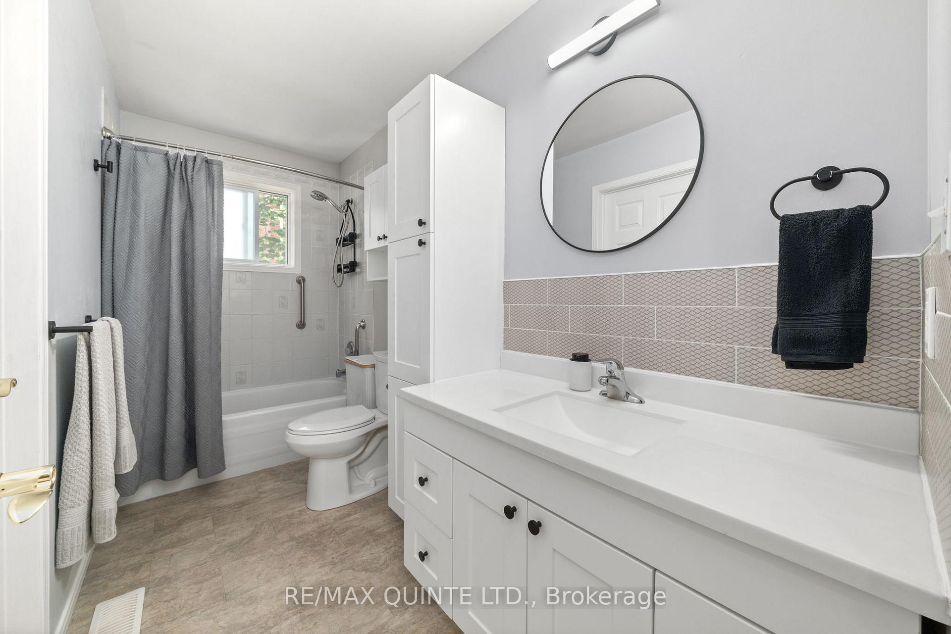 Photo 9 of 108 Elgin Street, Centre Hastings — HOMEH