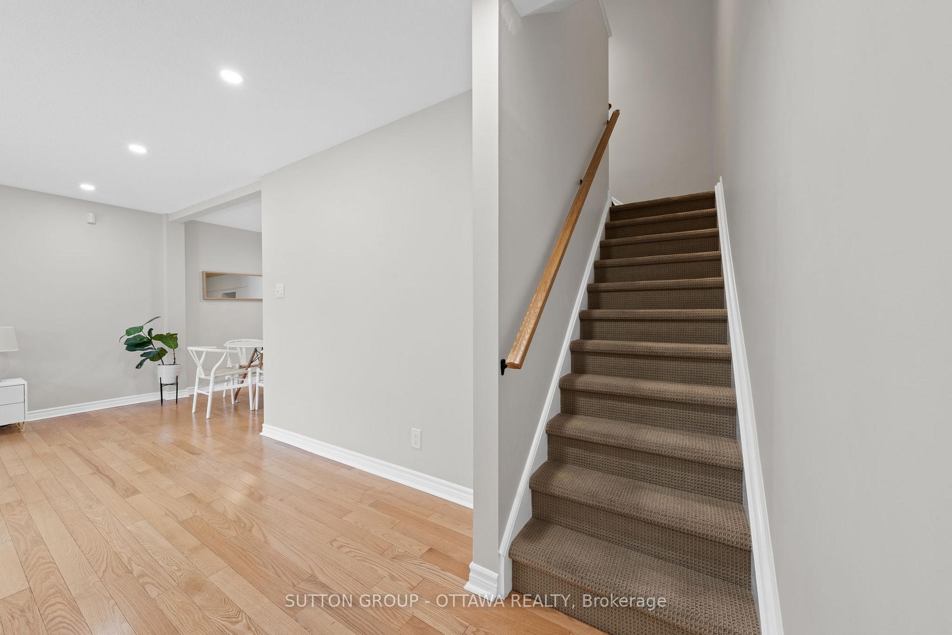 Photo 22 of Unit B, 3 Banner Road, Ottawa, Sheahan Estates/Trend Village — HOMEH