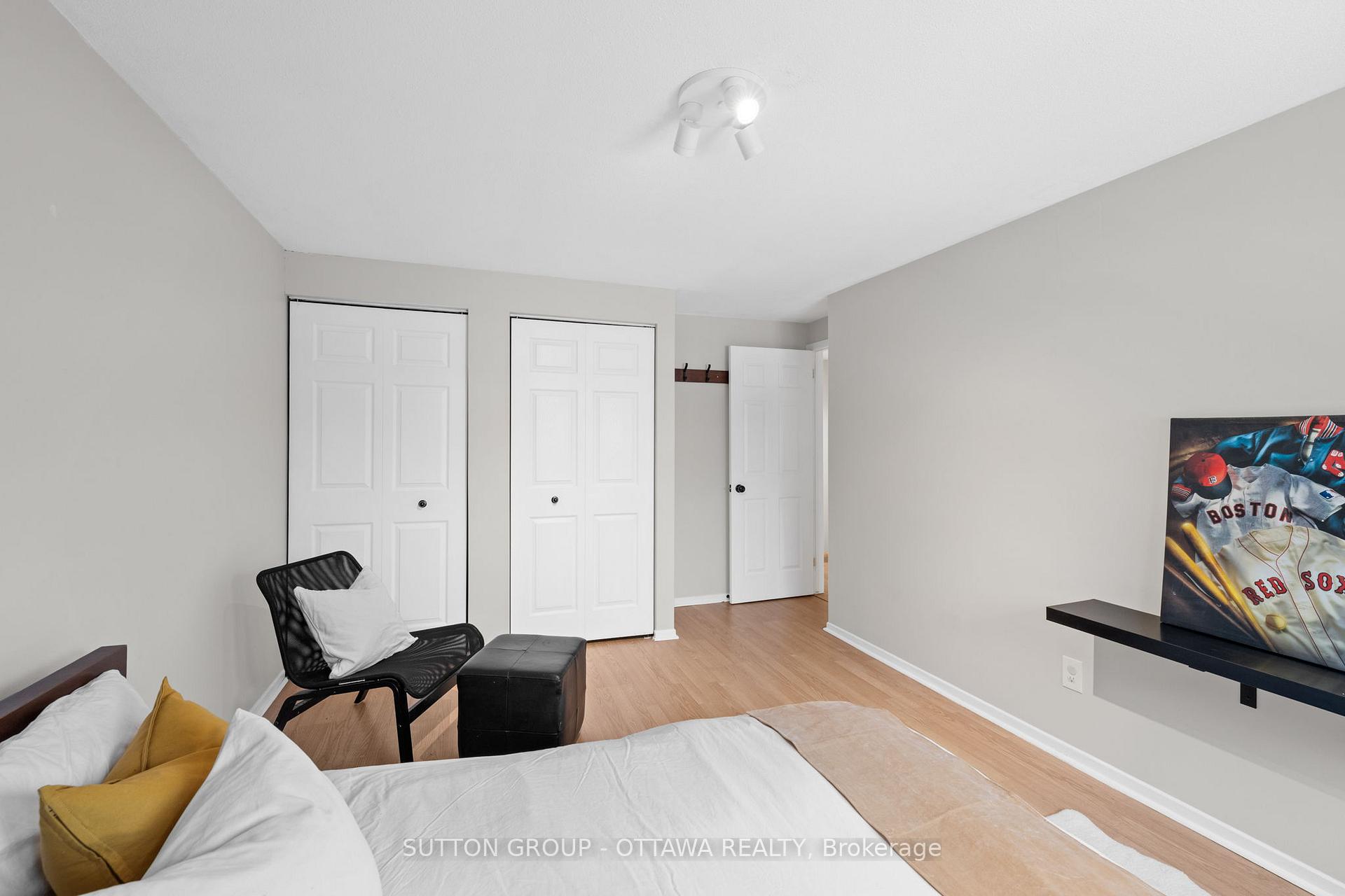 Photo 27 of Unit B, 3 Banner Road, Ottawa, Sheahan Estates/Trend Village — HOMEH