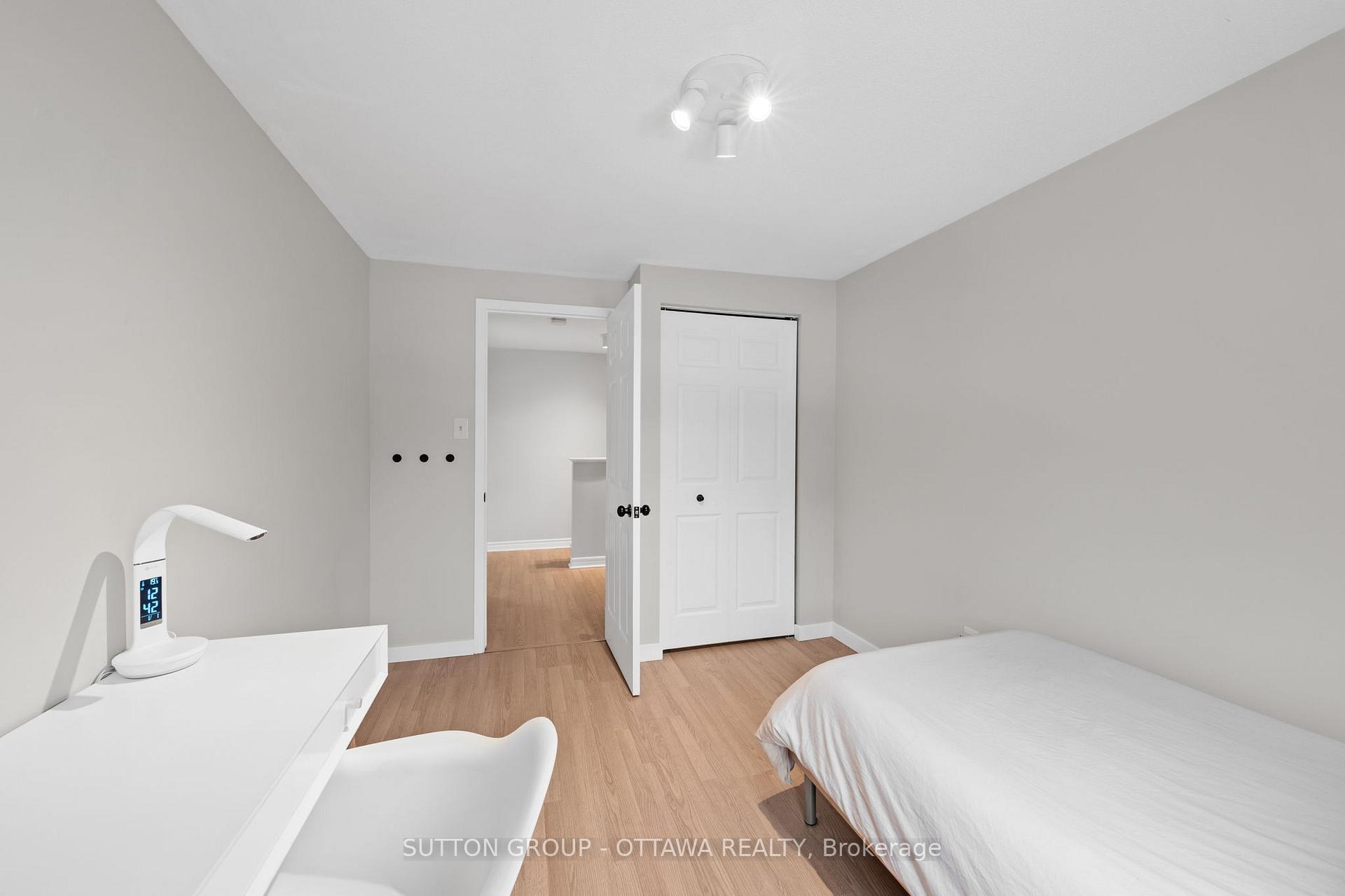 Photo 30 of Unit B, 3 Banner Road, Ottawa, Sheahan Estates/Trend Village — HOMEH