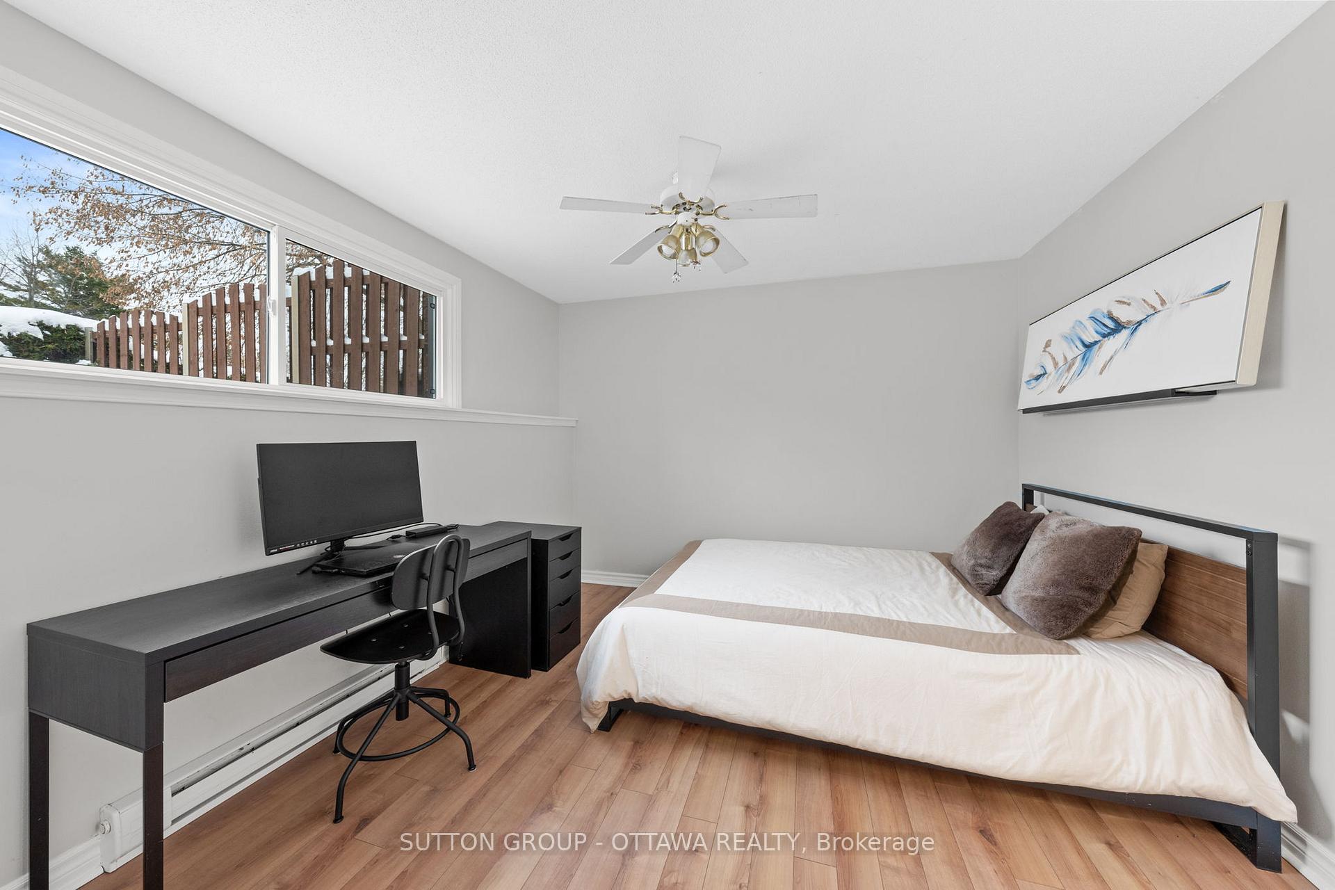Photo 33 of Unit B, 3 Banner Road, Ottawa, Sheahan Estates/Trend Village — HOMEH