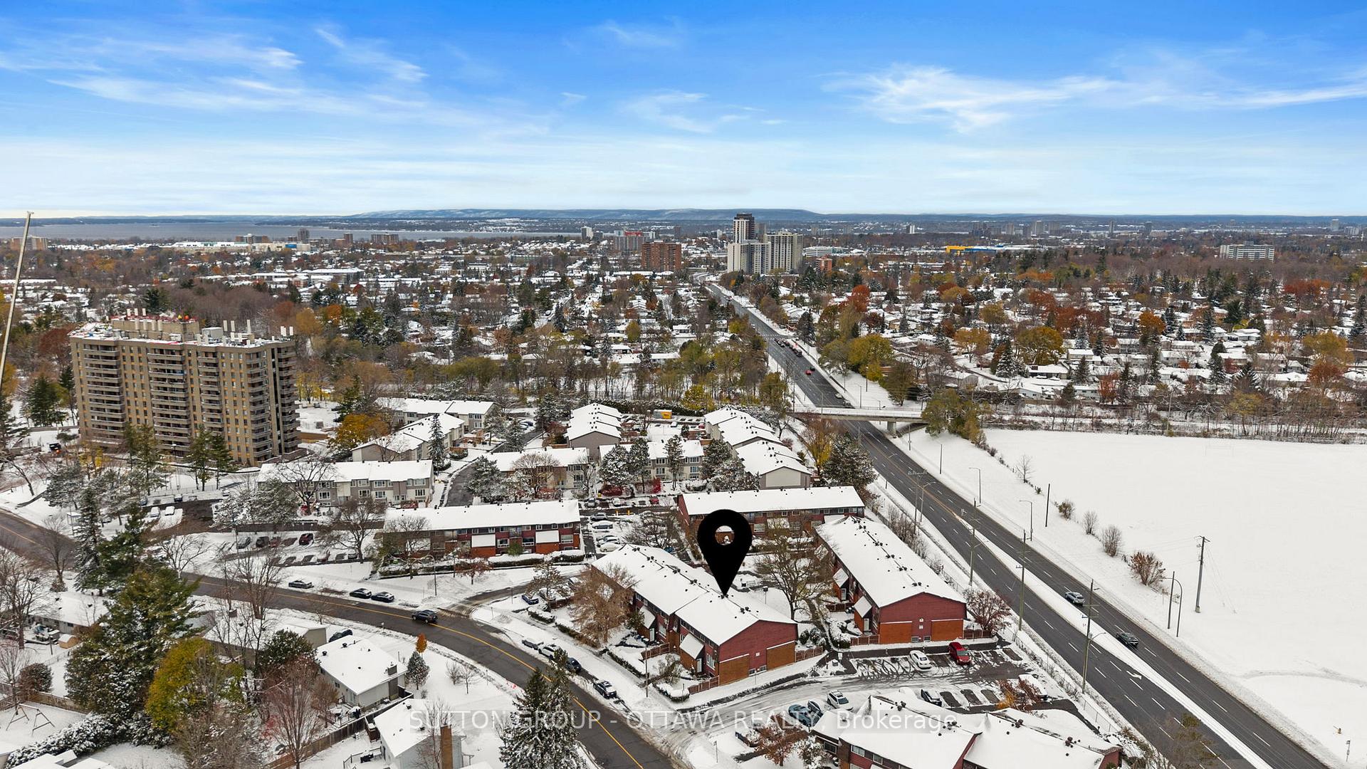 Photo 45 of Unit B, 3 Banner Road, Ottawa, Sheahan Estates/Trend Village — HOMEH