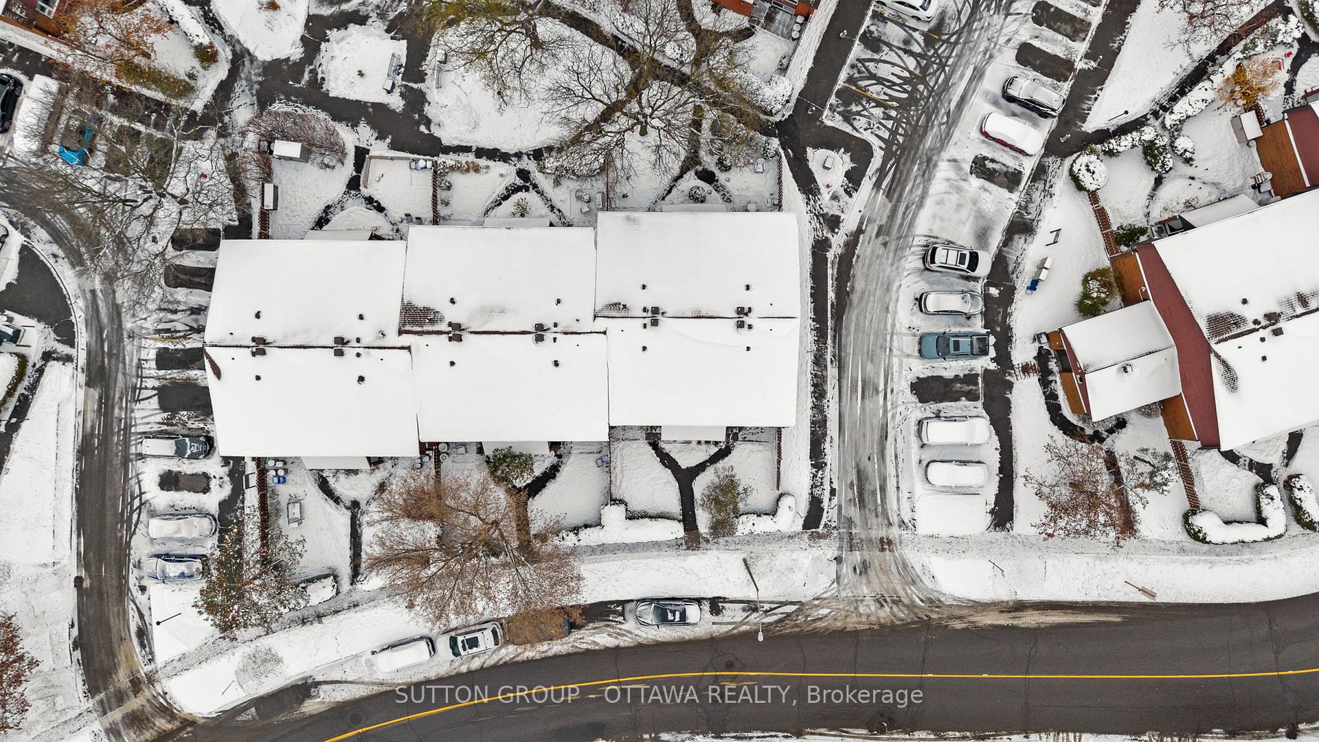 Photo 46 of Unit B, 3 Banner Road, Ottawa, Sheahan Estates/Trend Village — HOMEH