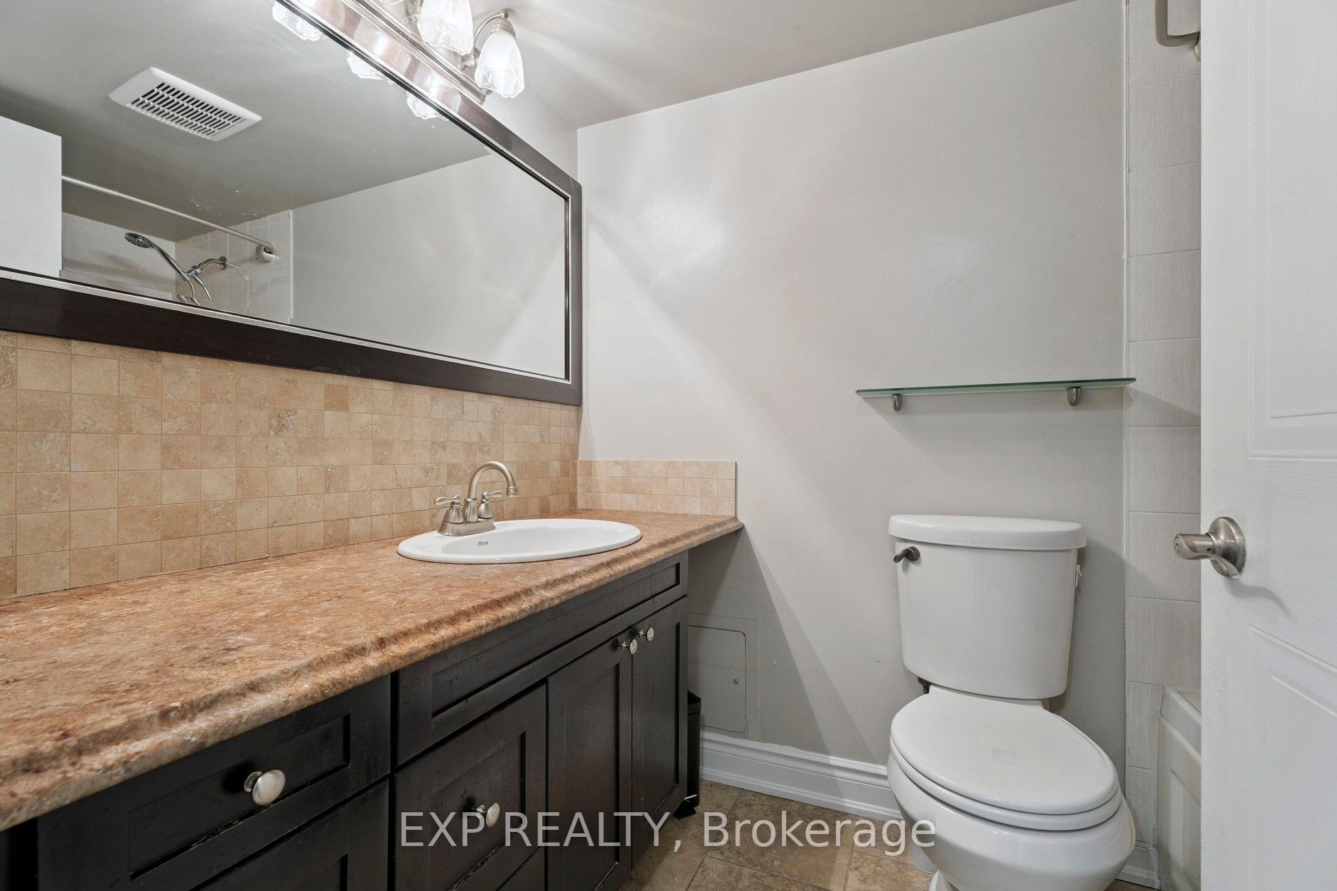 Photo 11 of Unit 301, 140 Dunlop Street E, Barrie, City Centre — HOMEH