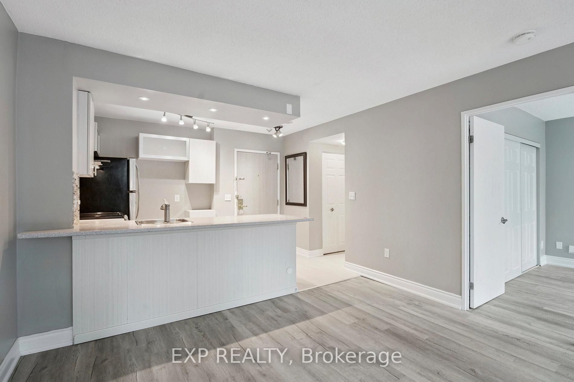 Photo 20 of Unit 301, 140 Dunlop Street E, Barrie, City Centre — HOMEH