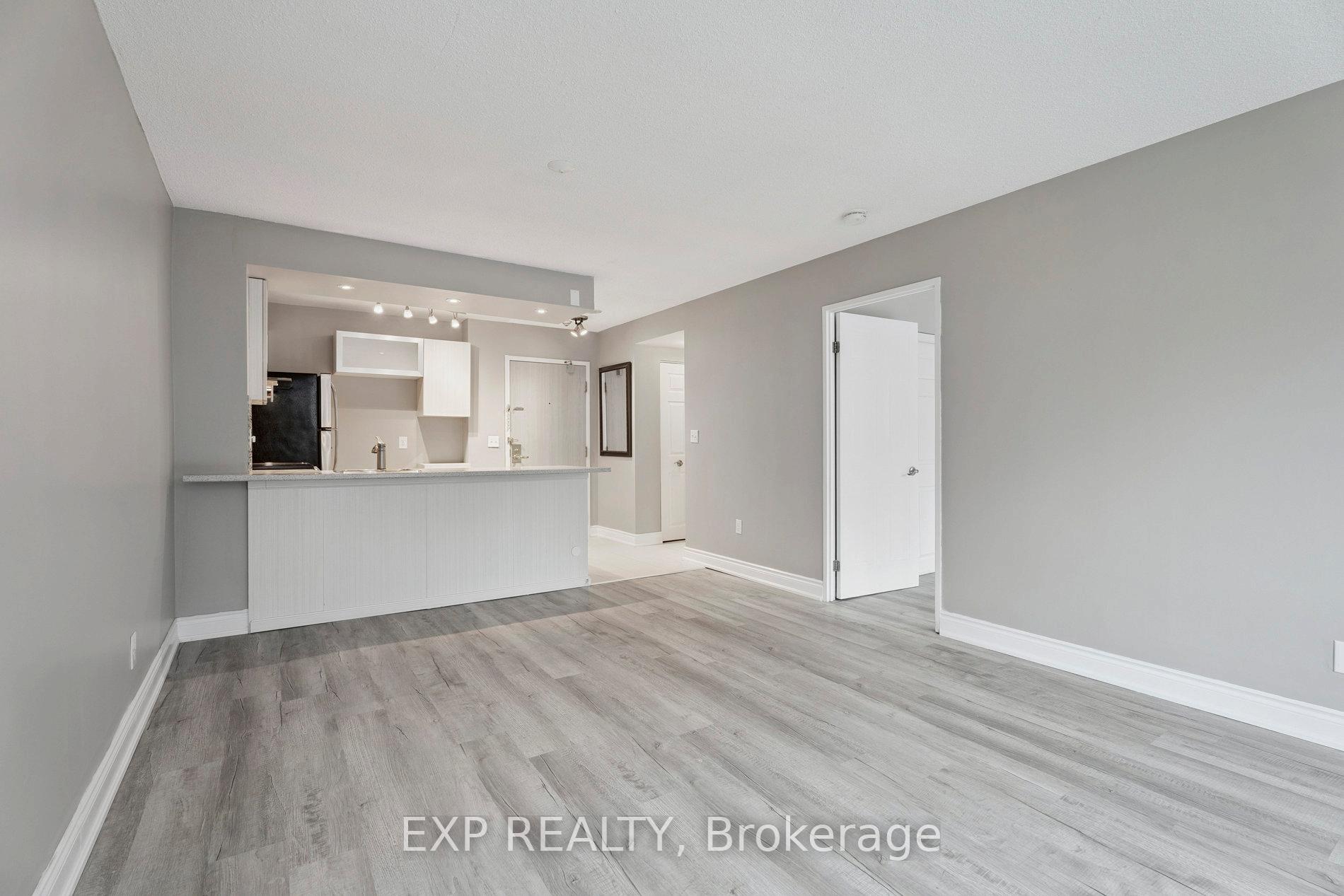 Photo 23 of Unit 301, 140 Dunlop Street E, Barrie, City Centre — HOMEH