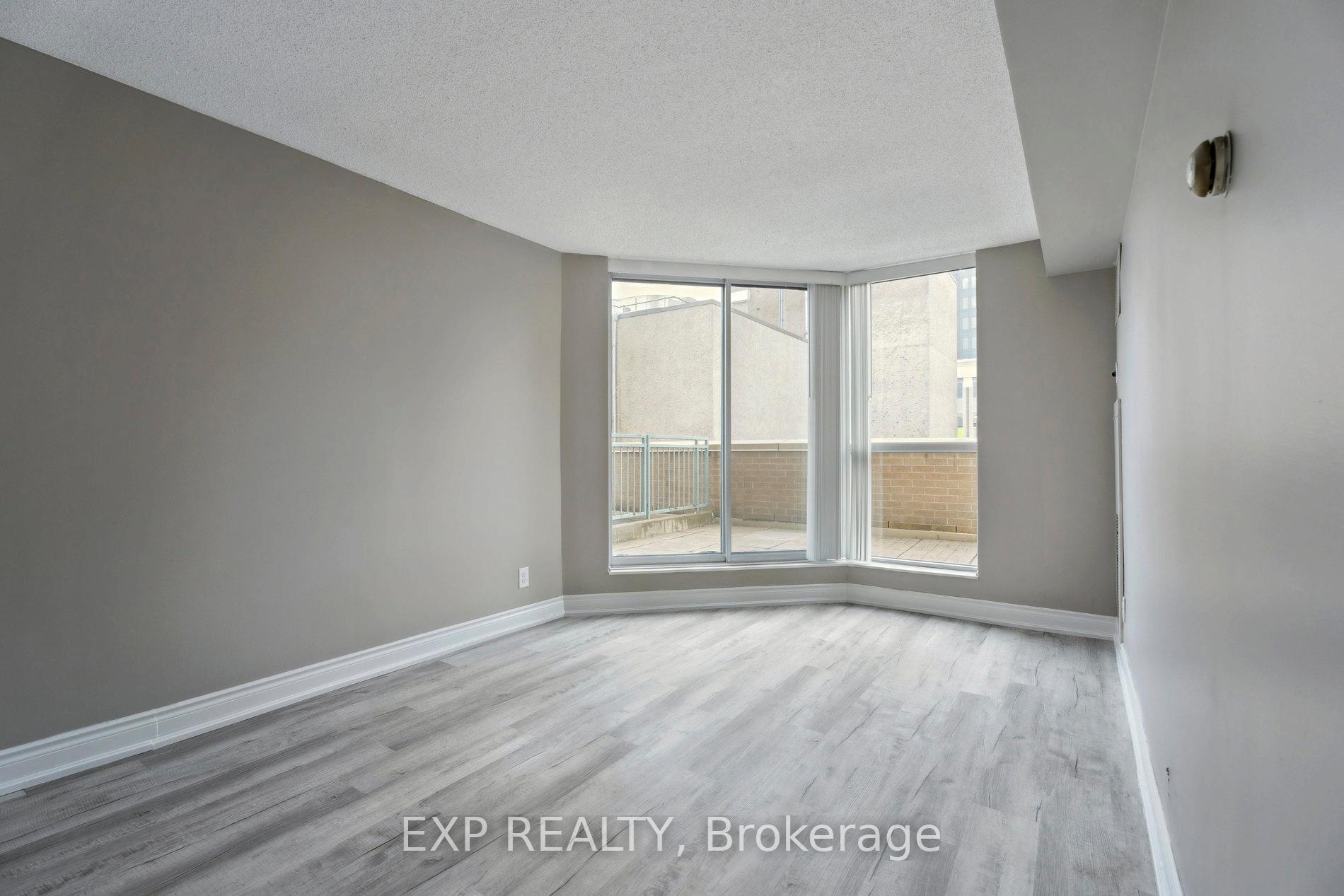 Photo 26 of Unit 301, 140 Dunlop Street E, Barrie, City Centre — HOMEH