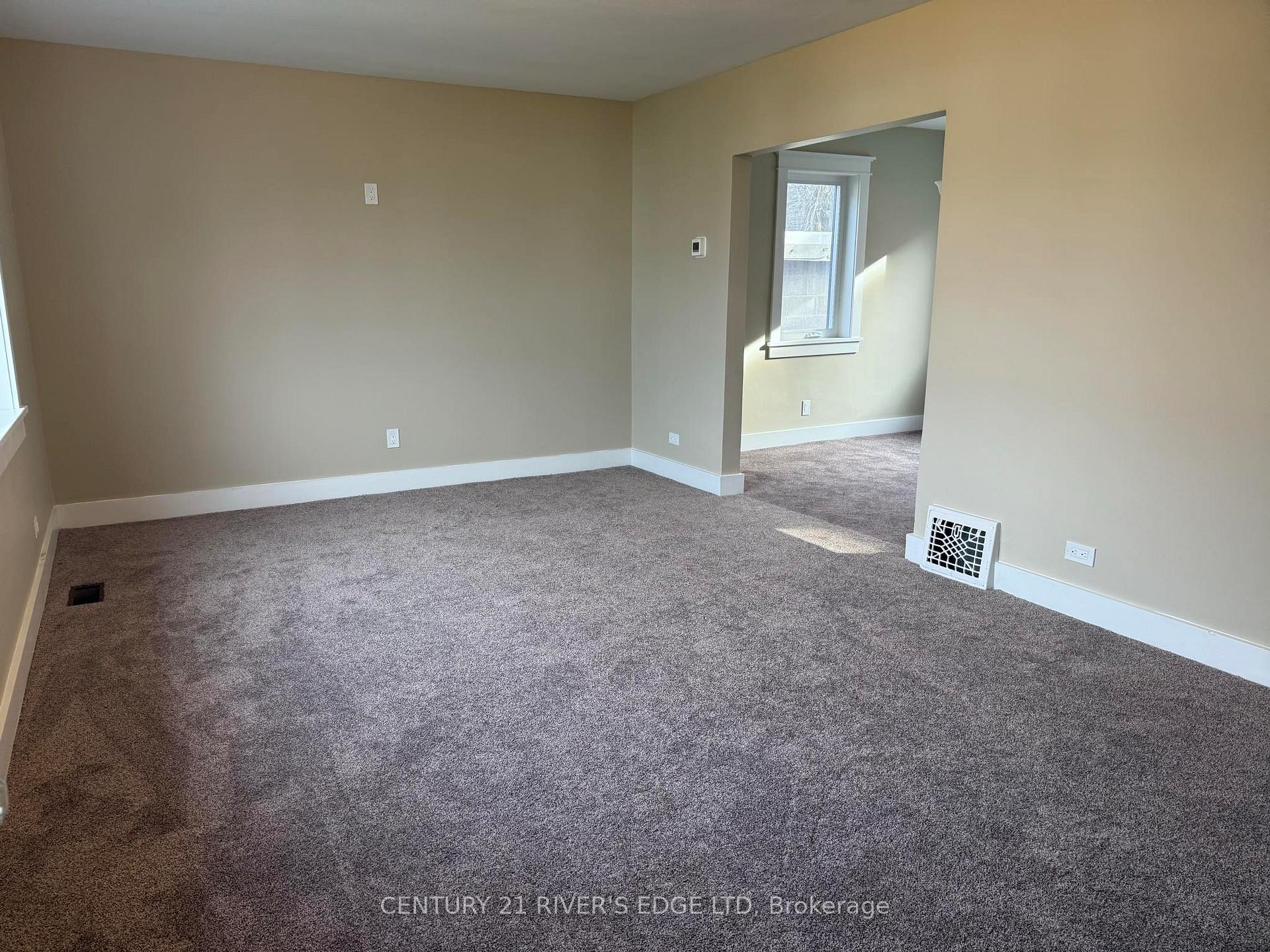 Photo 7 of 407 Lambert Street, Edwardsburgh/Cardinal, Town of Cardinal — HOMEH
