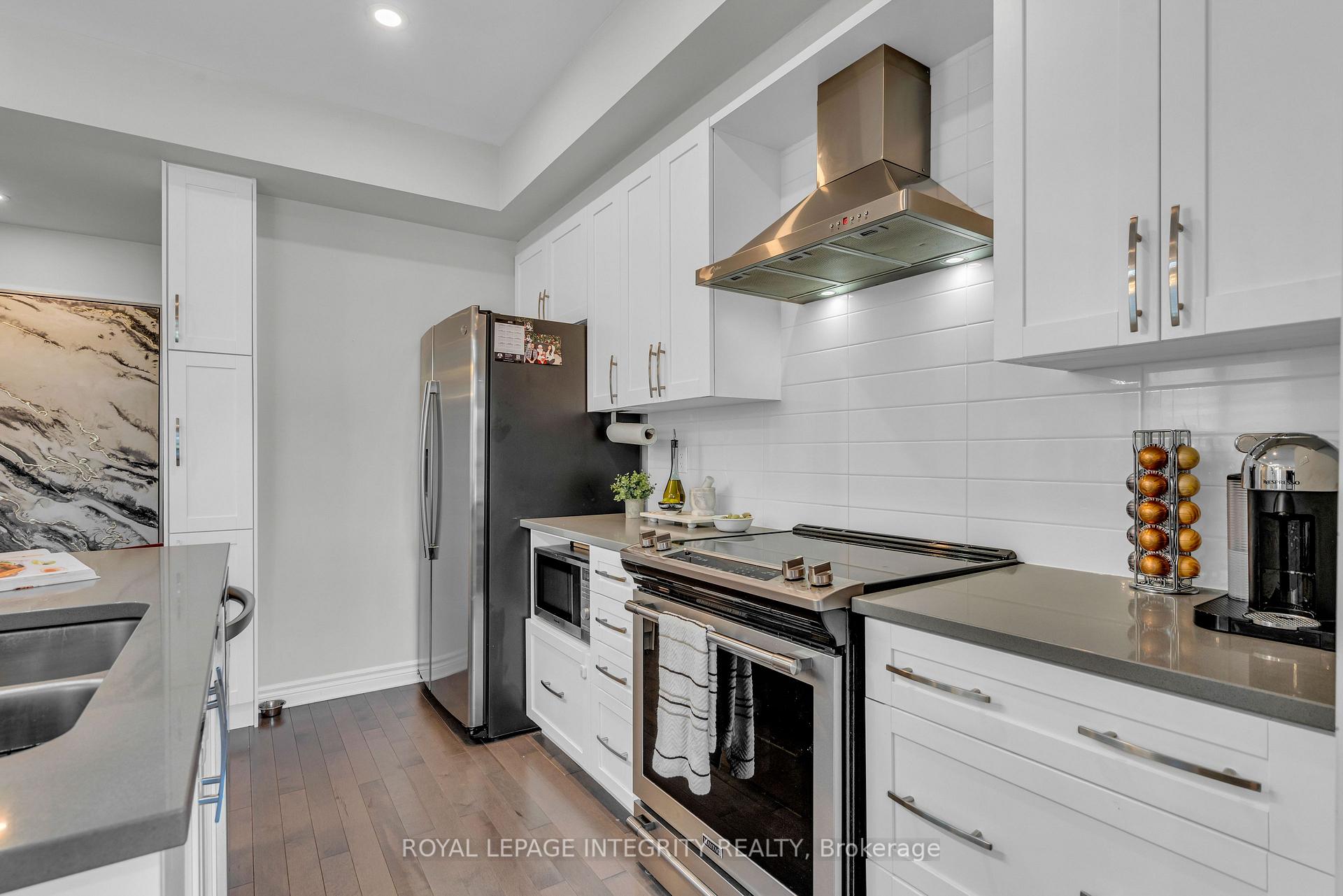 Photo 11 of 35 Carabiner Private, Ottawa, Mer Bleue/Bradley Estates/Anderson Park — HOMEH