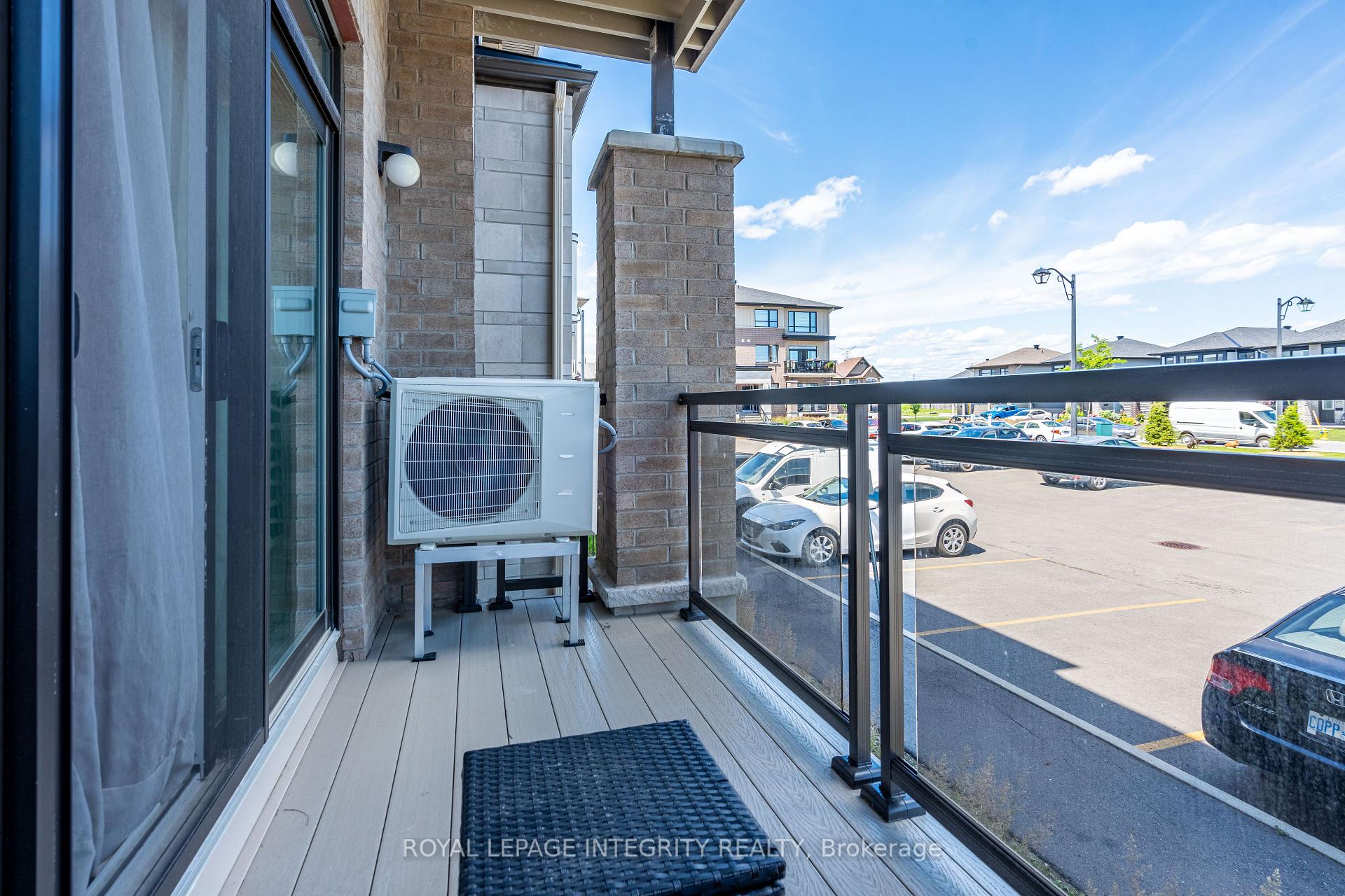 Photo 31 of 35 Carabiner Private, Ottawa, Mer Bleue/Bradley Estates/Anderson Park — HOMEH