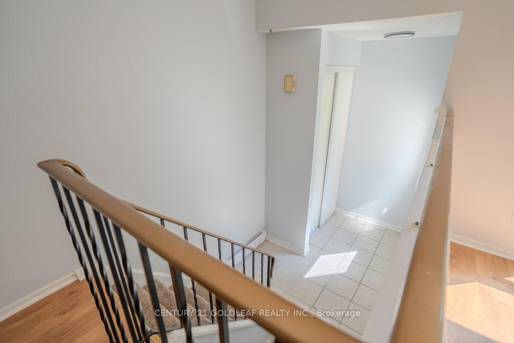Photo 3 of Unit 5B, 5 Sonnet Crescent, Ottawa, Westcliffe Estates — HOMEH