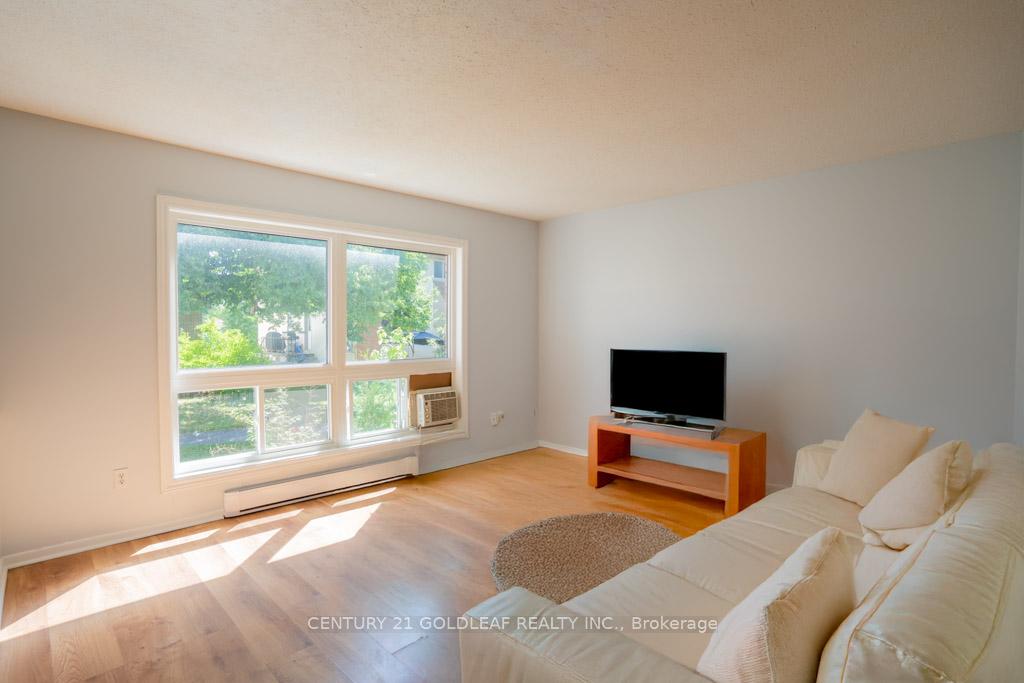 Photo 8 of Unit 5B, 5 Sonnet Crescent, Ottawa, Westcliffe Estates — HOMEH