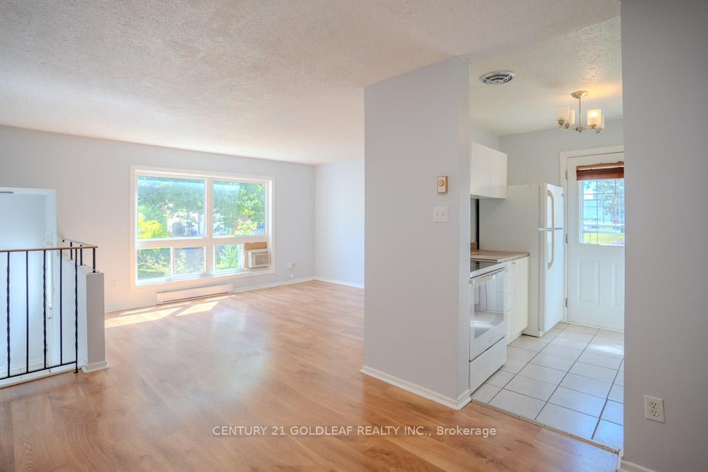 Photo 9 of Unit 5B, 5 Sonnet Crescent, Ottawa, Westcliffe Estates — HOMEH
