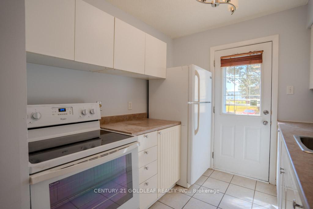 Photo 14 of Unit 5B, 5 Sonnet Crescent, Ottawa, Westcliffe Estates — HOMEH