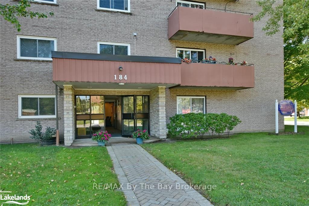 Photo 2 of Unit 409, 184 Eighth Street, Collingwood — HOMEH