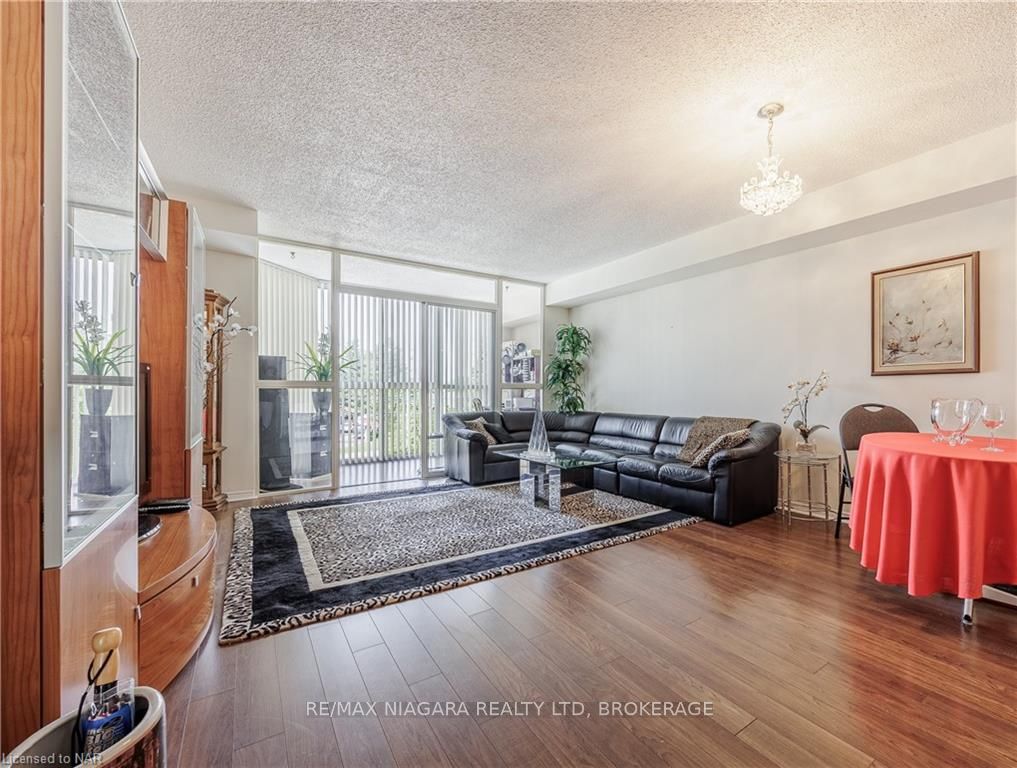 Photo 3 of Unit 309, 162 Martindale Road, St. Catharines, Grapeview — HOMEH