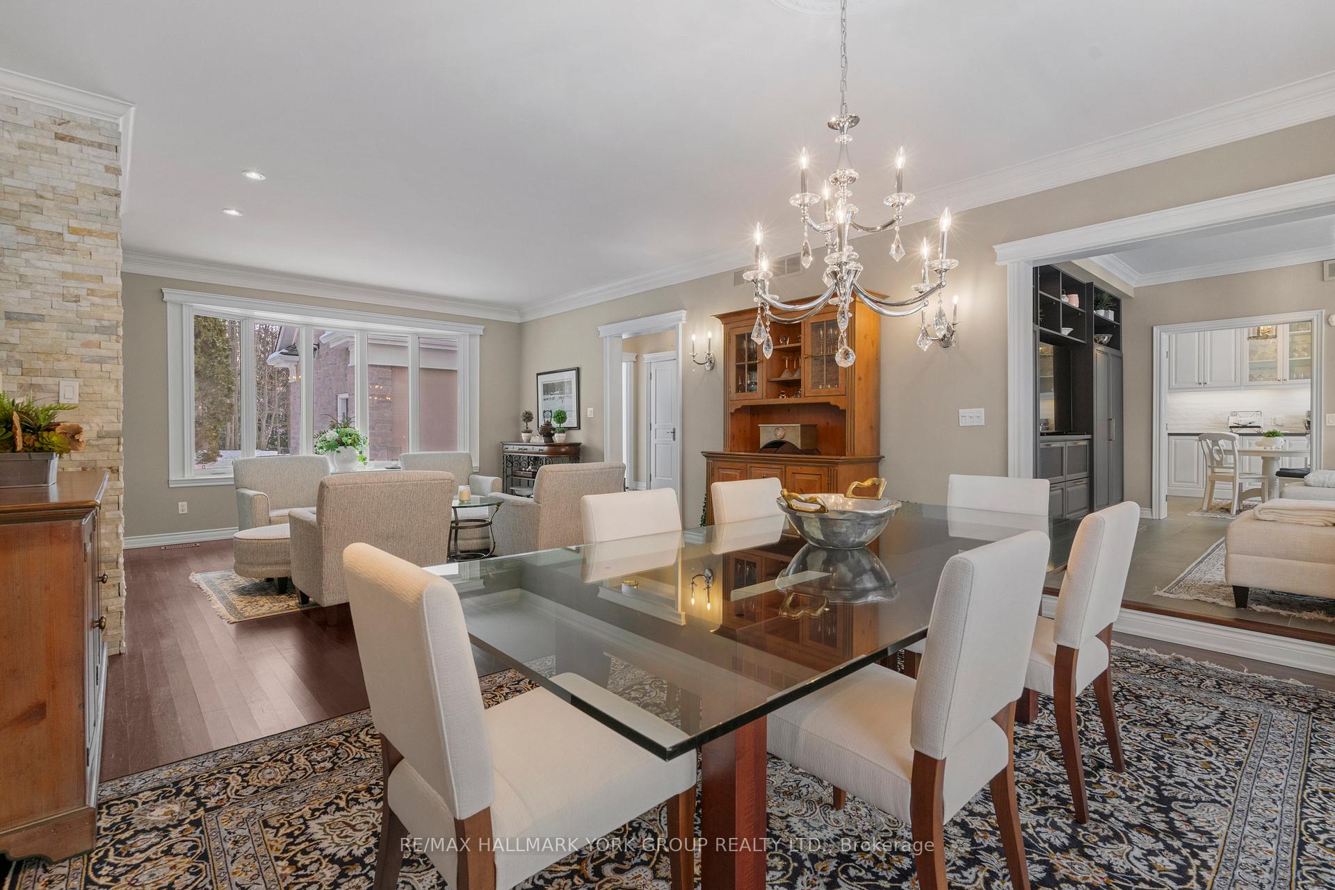 Photo 10 of 516 Quail Ridge Drive, Aurora, Aurora Estates — HOMEH