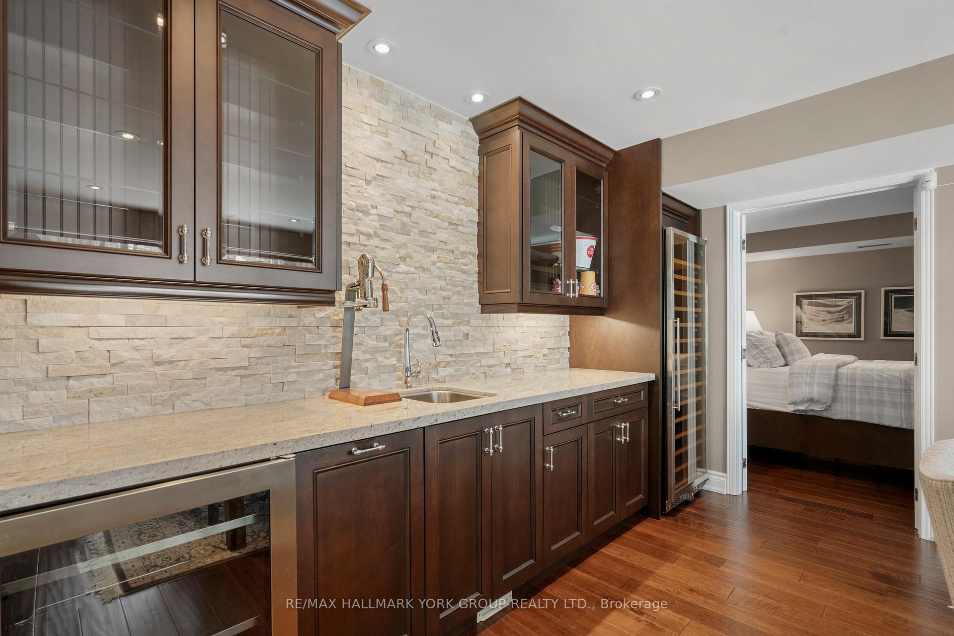 Photo 31 of 516 Quail Ridge Drive, Aurora, Aurora Estates — HOMEH