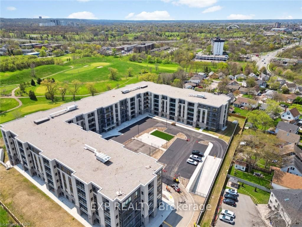 Photo 1 of Unit 221, 50 Herrick Avenue, St. Catharines, Oakdale — HOMEH
