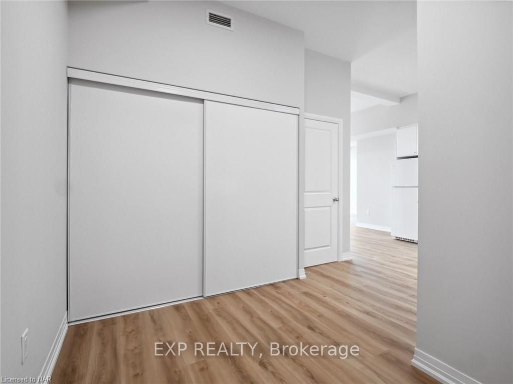 Photo 6 of Unit 221, 50 Herrick Avenue, St. Catharines, Oakdale — HOMEH