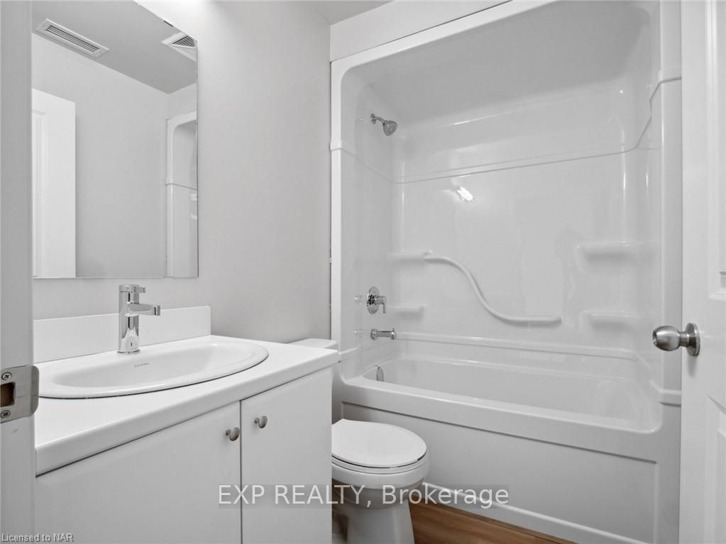 Photo 9 of Unit 221, 50 Herrick Avenue, St. Catharines, Oakdale — HOMEH