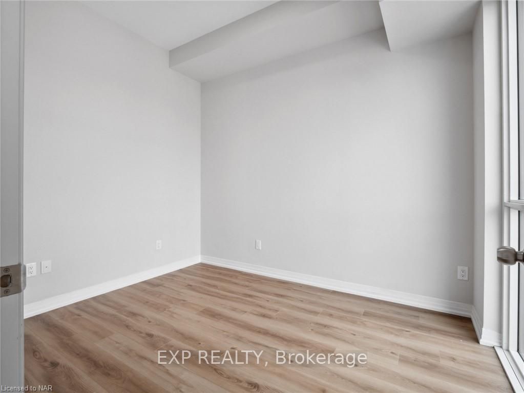 Photo 12 of Unit 221, 50 Herrick Avenue, St. Catharines, Oakdale — HOMEH