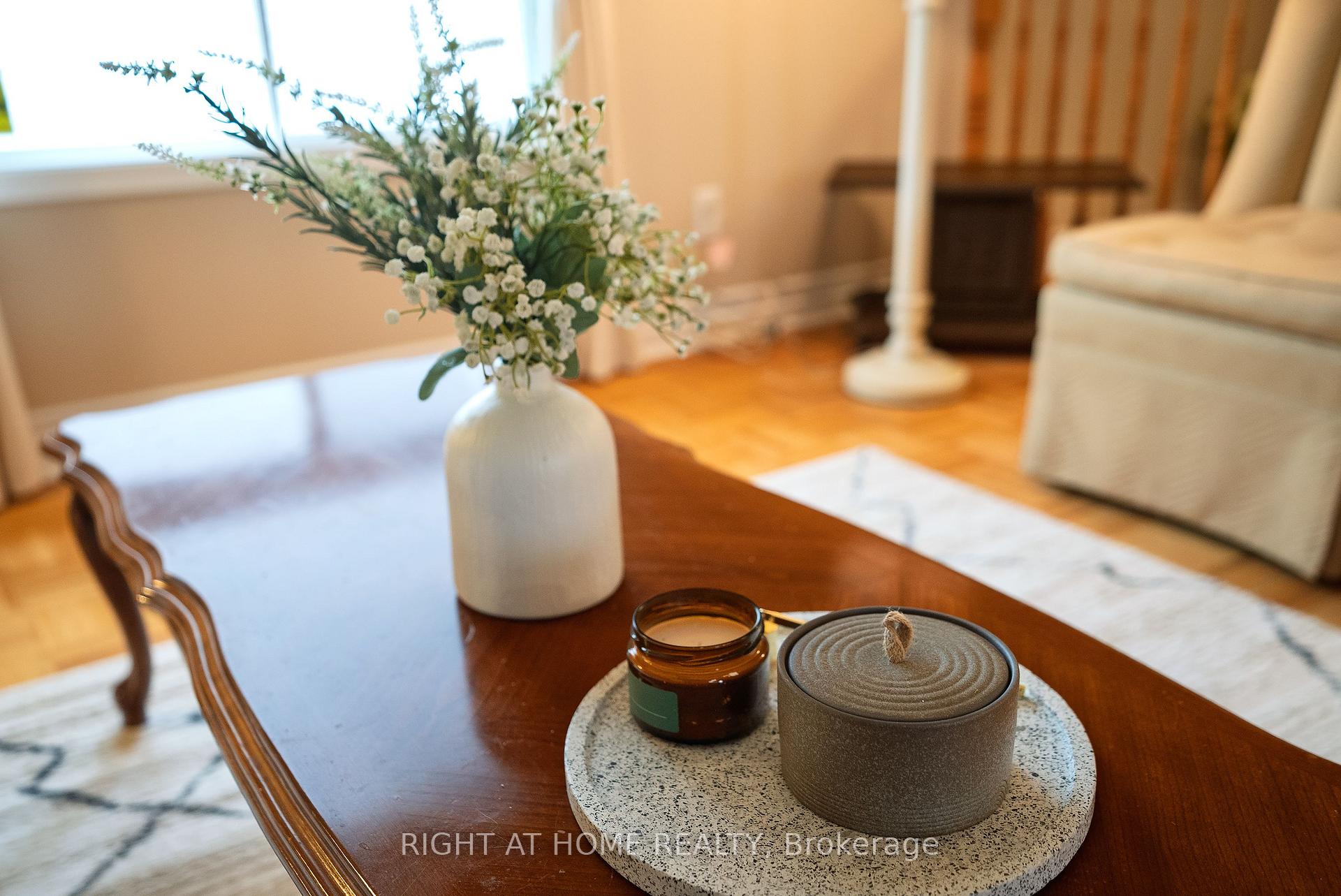 Photo 14 of 1179 Whiterock Street, Ottawa, Carson Grove — HOMEH