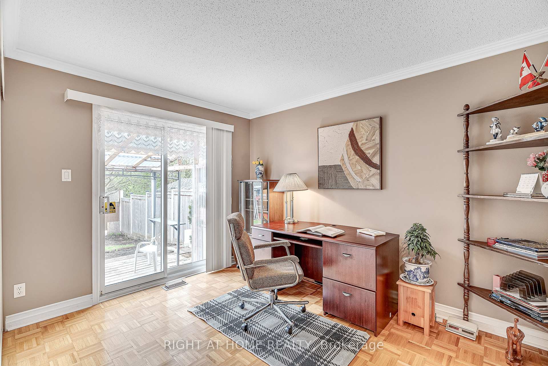 Photo 24 of 1179 Whiterock Street, Ottawa, Carson Grove — HOMEH