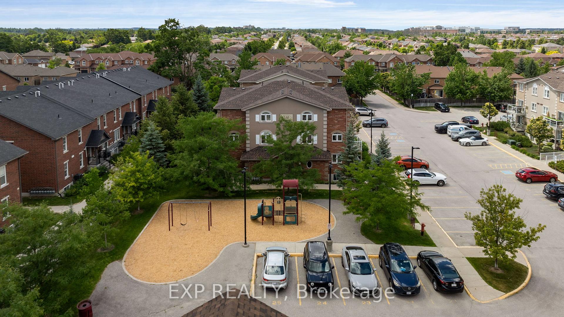Photo 17 of Unit 3, 135 Sydenham Wells, Barrie, Georgian Drive — HOMEH