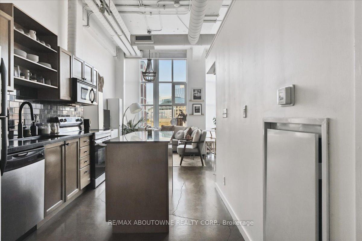 Photo 2 of Unit 232, 404 King Street W, Kitchener — HOMEH