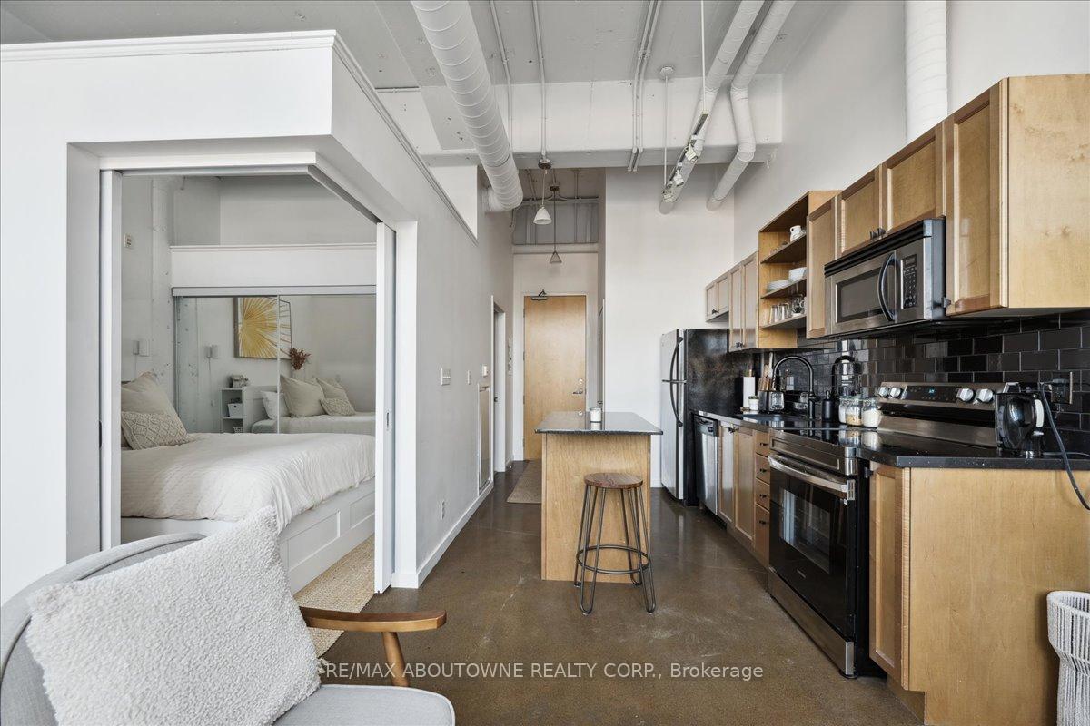 Photo 13 of Unit 232, 404 King Street W, Kitchener — HOMEH