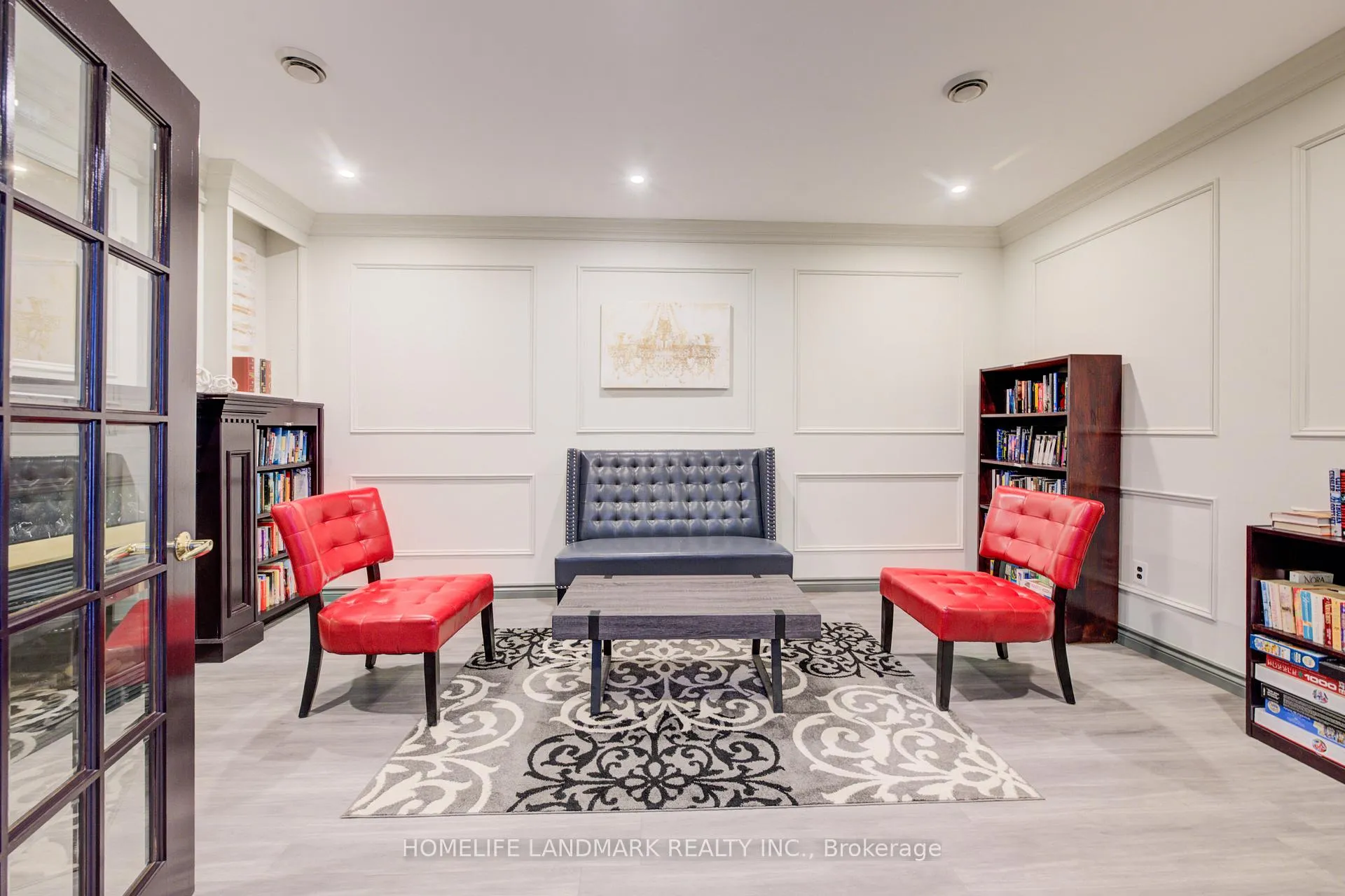 Photo 3 of Unit 608, 255 Keats Way, Waterloo, Beechwood — HOMEH