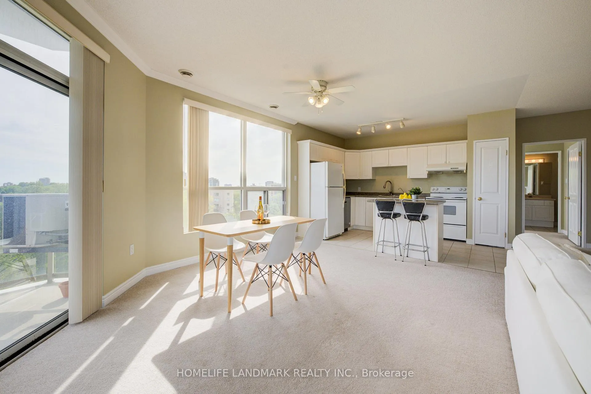 Photo 10 of Unit 608, 255 Keats Way, Waterloo, Beechwood — HOMEH