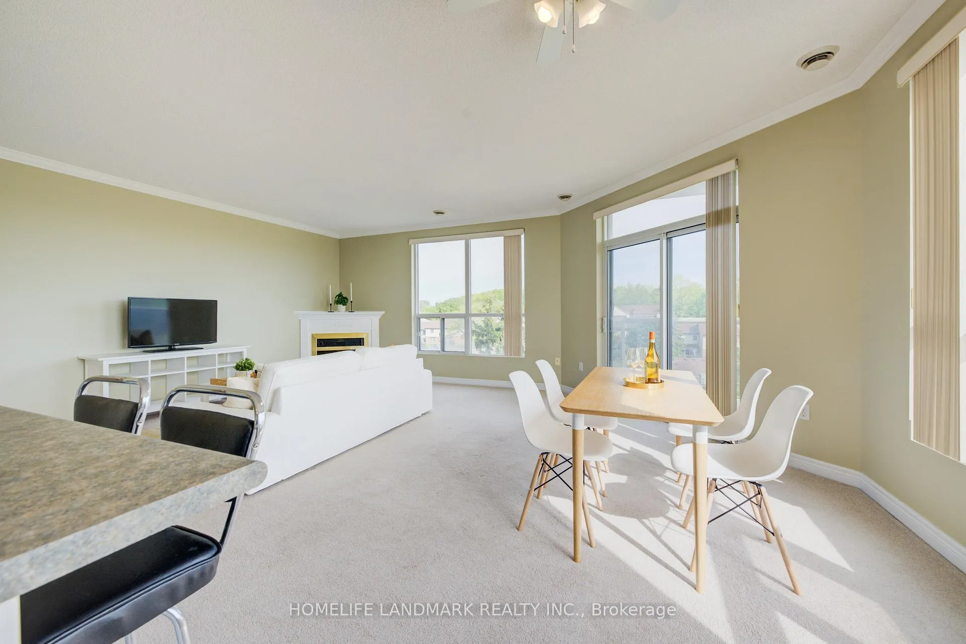 Photo 11 of Unit 608, 255 Keats Way, Waterloo, Beechwood — HOMEH