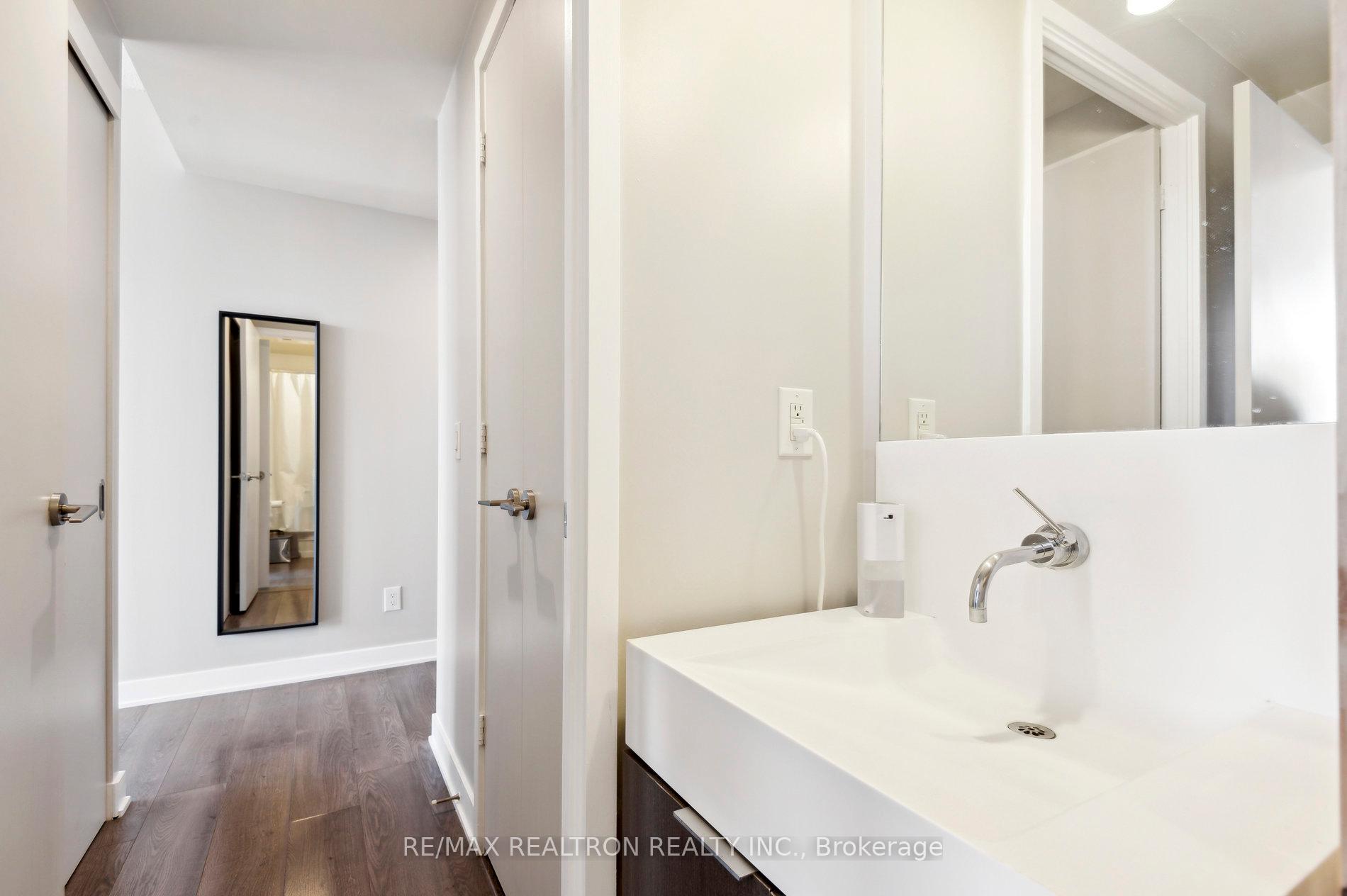 Photo 22 of Unit 2006, 110 Charles Street E, Toronto, Church-Yonge Corridor — HOMEH