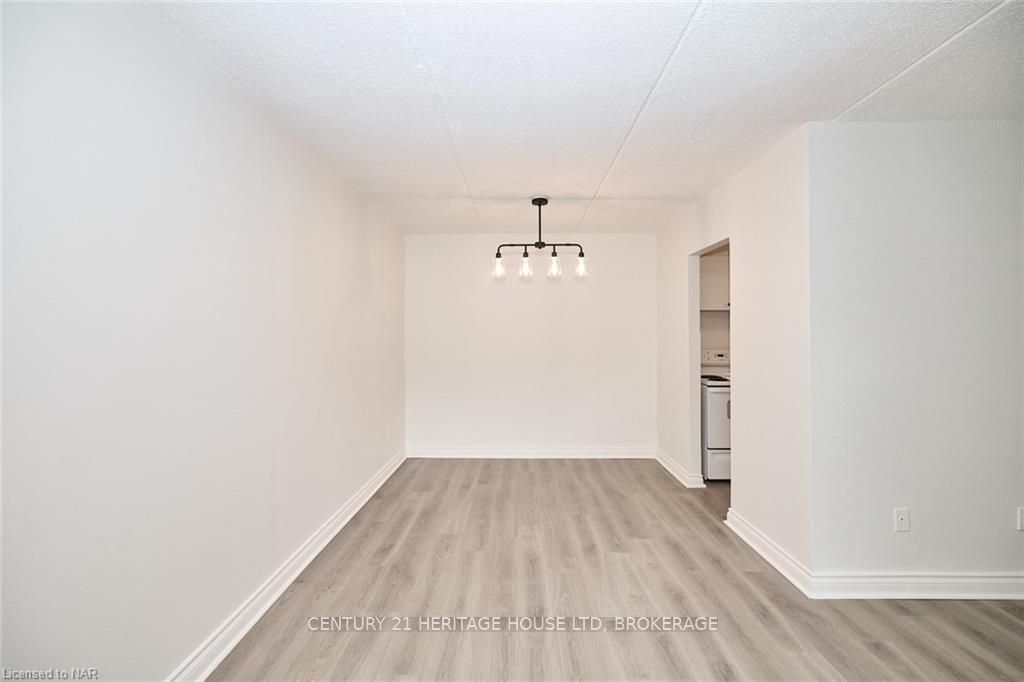 Photo 12 of Unit 201, 196 Scott Street, St. Catharines, Fairview — HOMEH