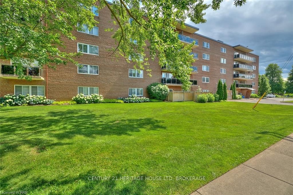 Photo 22 of Unit 201, 196 Scott Street, St. Catharines, Fairview — HOMEH