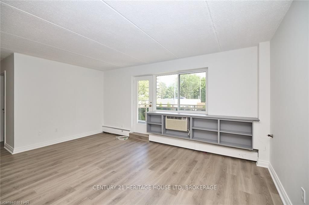 Photo 28 of Unit 201, 196 Scott Street, St. Catharines, Fairview — HOMEH