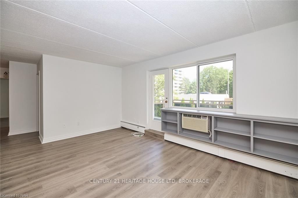 Photo 30 of Unit 201, 196 Scott Street, St. Catharines, Fairview — HOMEH