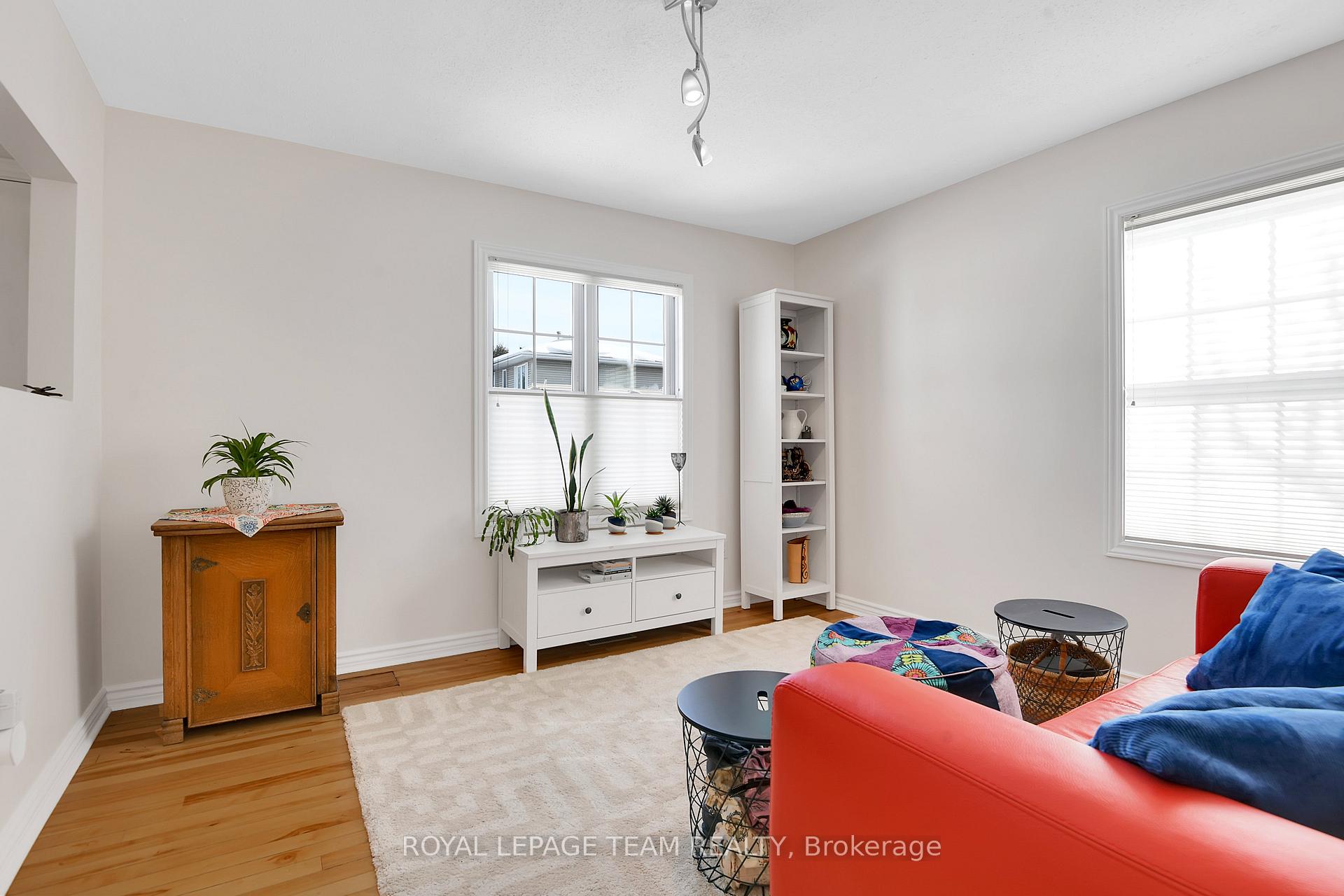 Photo 7 of 92 Harrold Place, Ottawa, Carlington — HOMEH