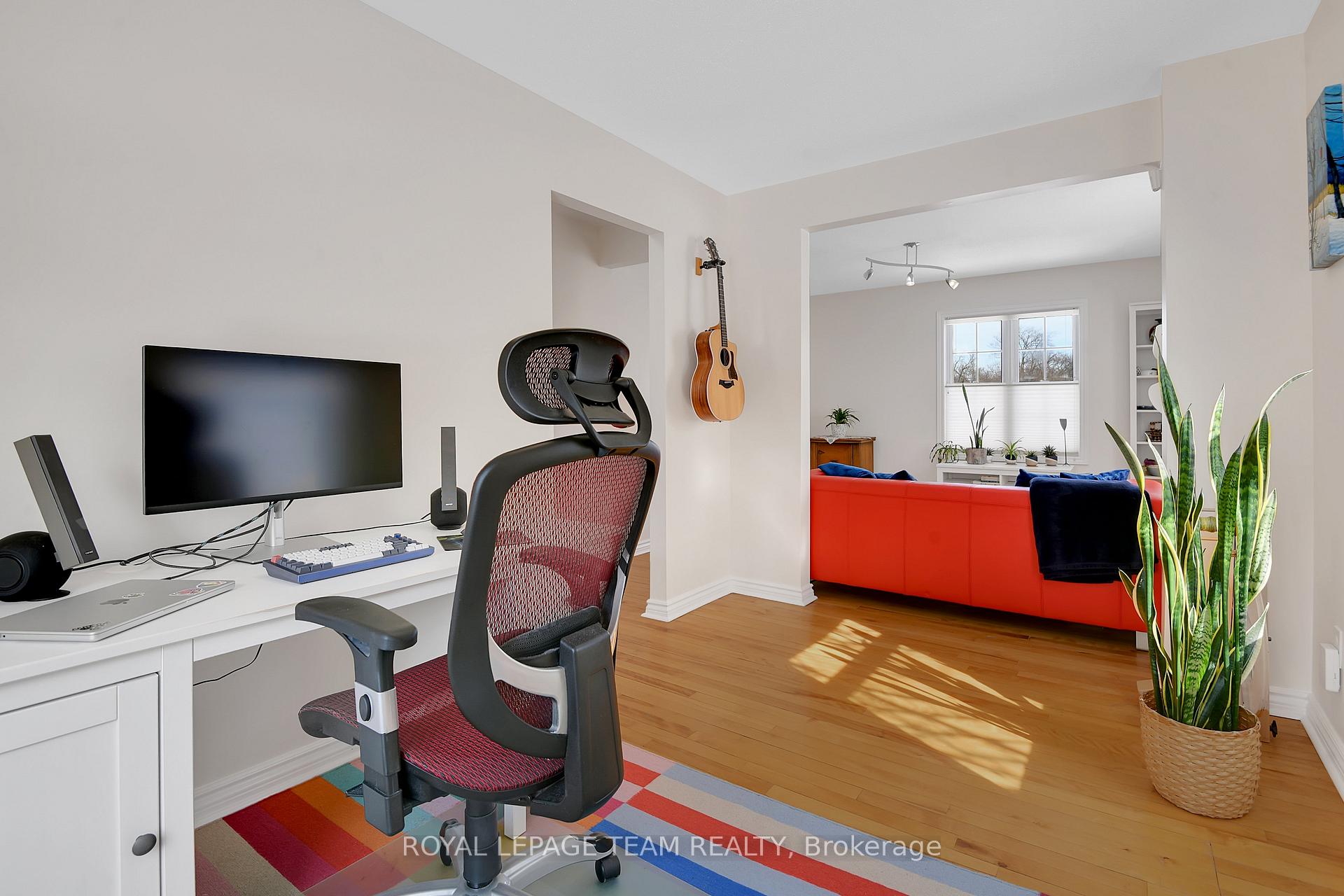 Photo 20 of 92 Harrold Place, Ottawa, Carlington — HOMEH