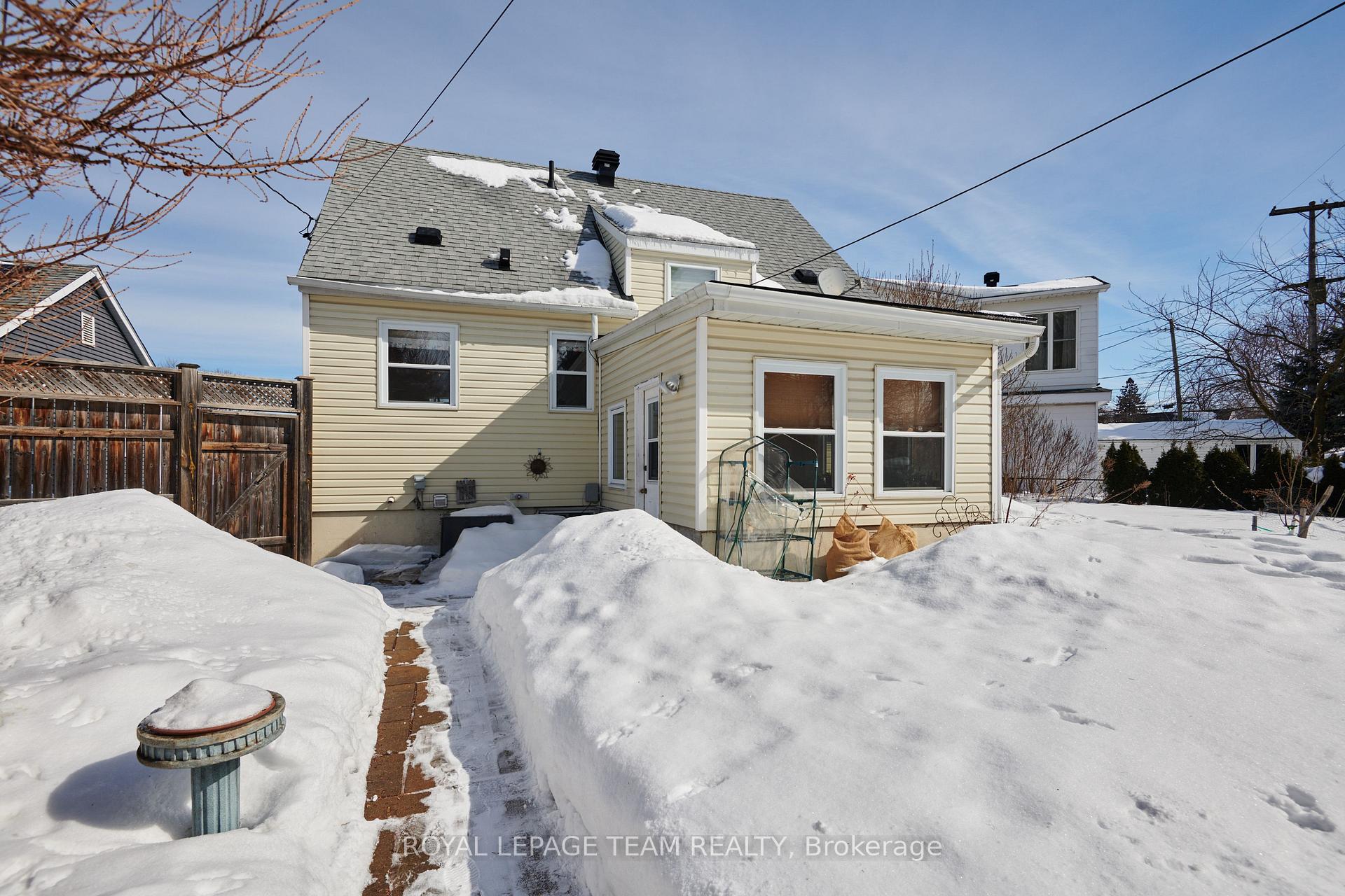 Photo 37 of 92 Harrold Place, Ottawa, Carlington — HOMEH
