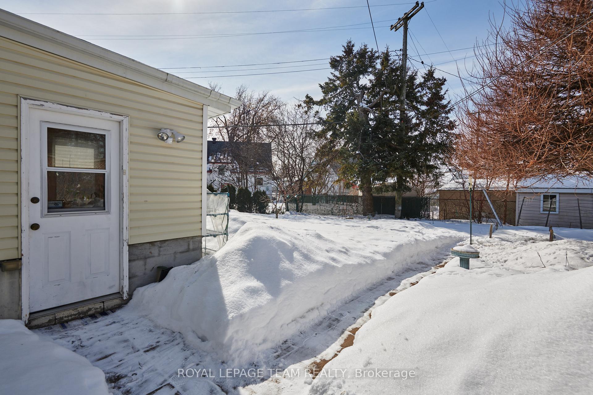 Photo 31 of 92 Harrold Place, Ottawa, Carlington — HOMEH