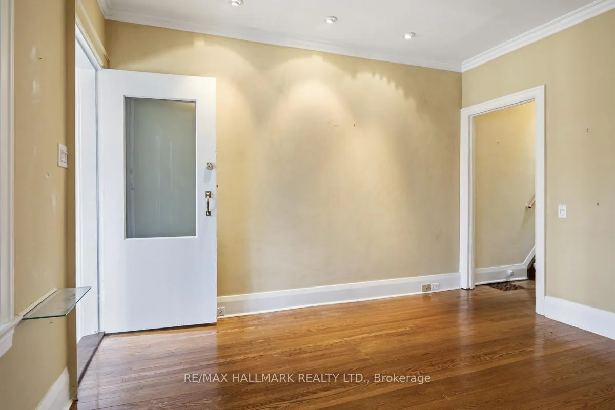 Photo 7 of 549 Milverton Boulevard, Toronto, Danforth — HOMEH
